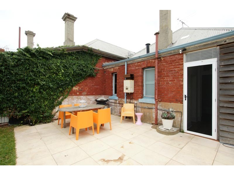 16 Burns Street, North Fremantle WA 6159