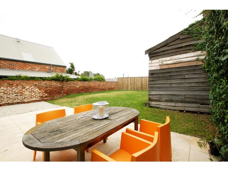 16 Burns Street, North Fremantle WA 6159