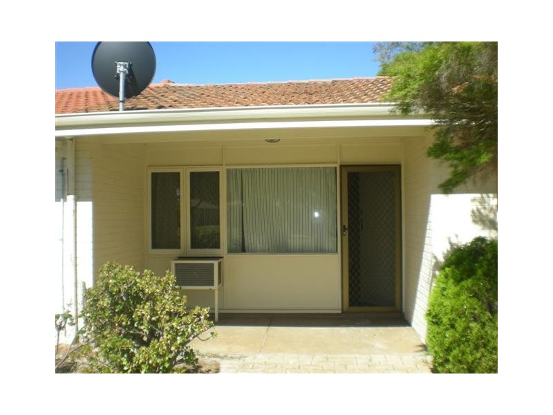 3 Melinga Court, Karawara WA 6152