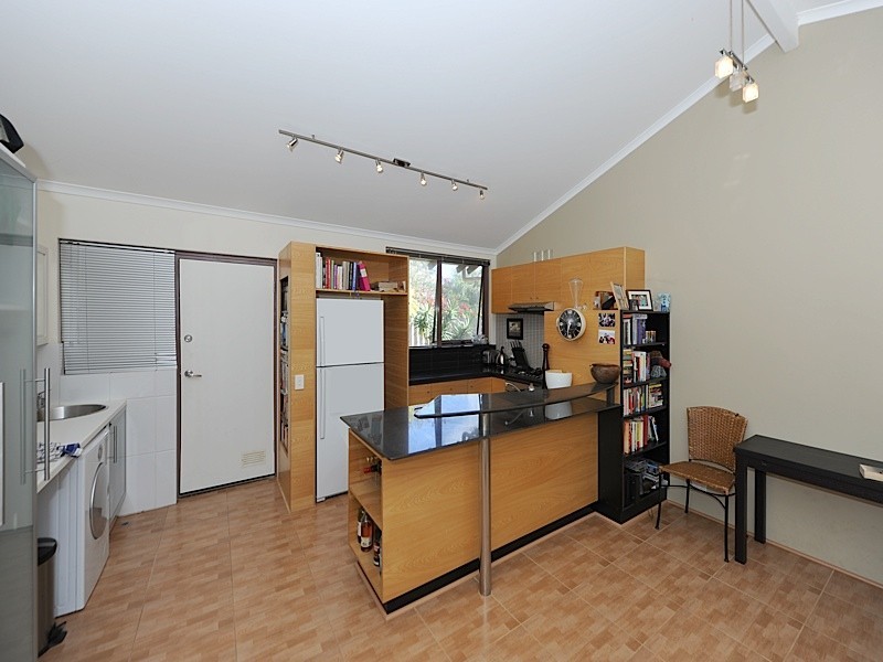 1/26 Point Walter Road, Bicton WA 6157