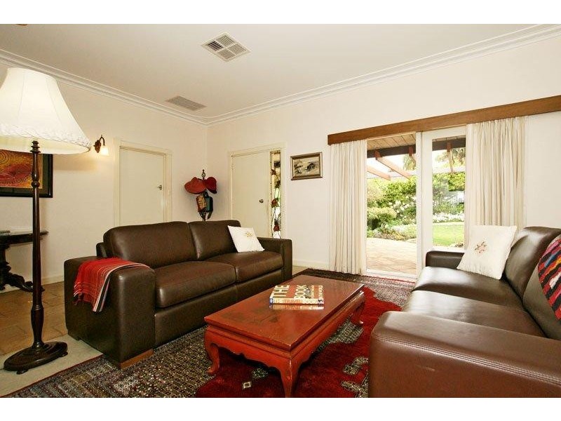 41 Beatrice Road, Dalkeith WA 6009