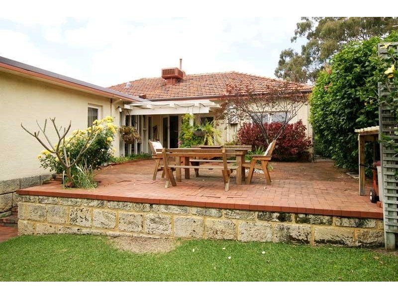 41 Beatrice Road, Dalkeith WA 6009