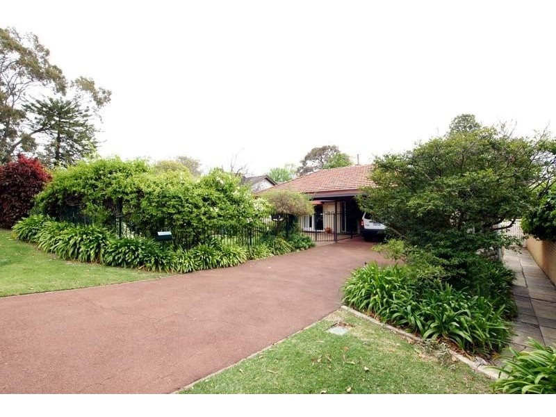 41 Beatrice Road, Dalkeith WA 6009