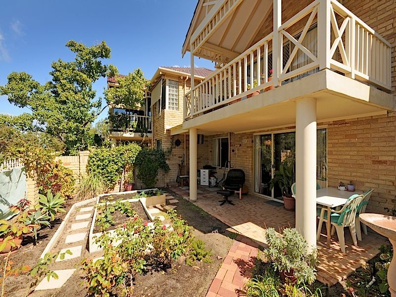 19/80 Mooro Drive, Mount Claremont WA 6010