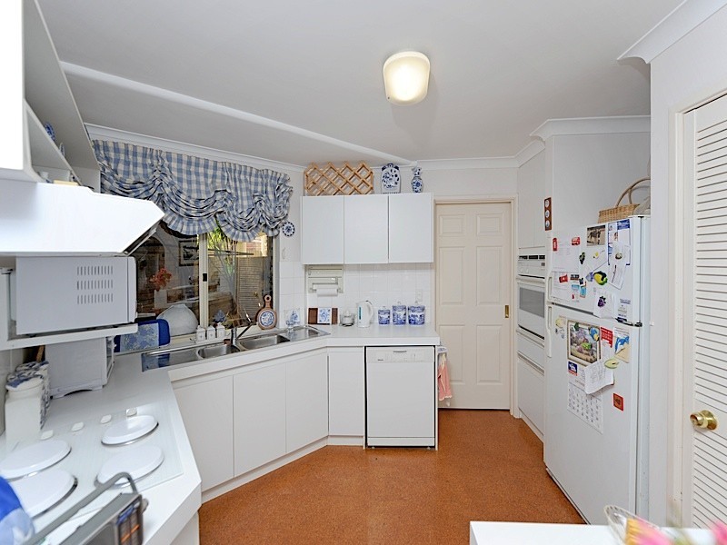 13/80 Mooro Drive, Mount Claremont WA 6010