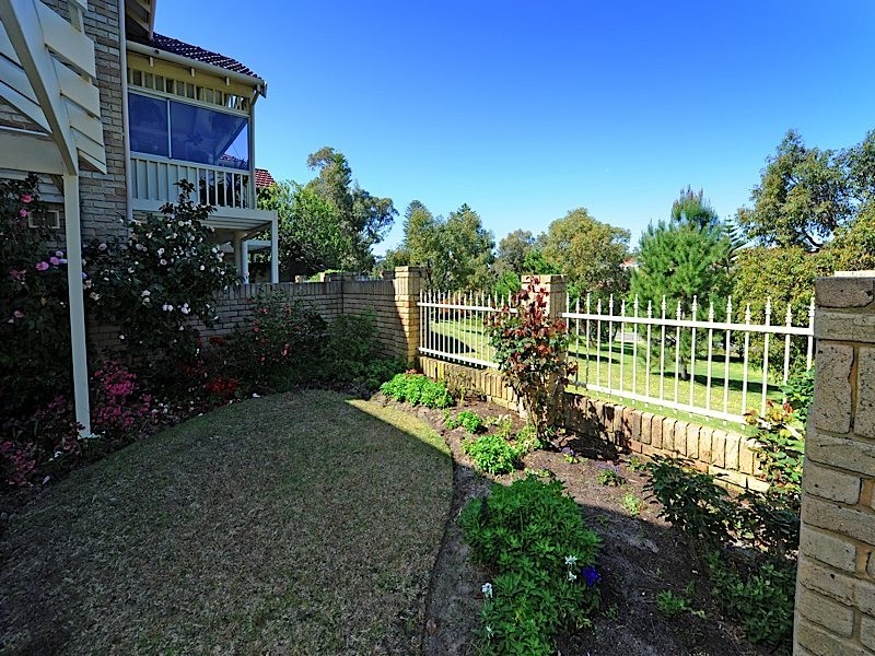 13/80 Mooro Drive, Mount Claremont WA 6010