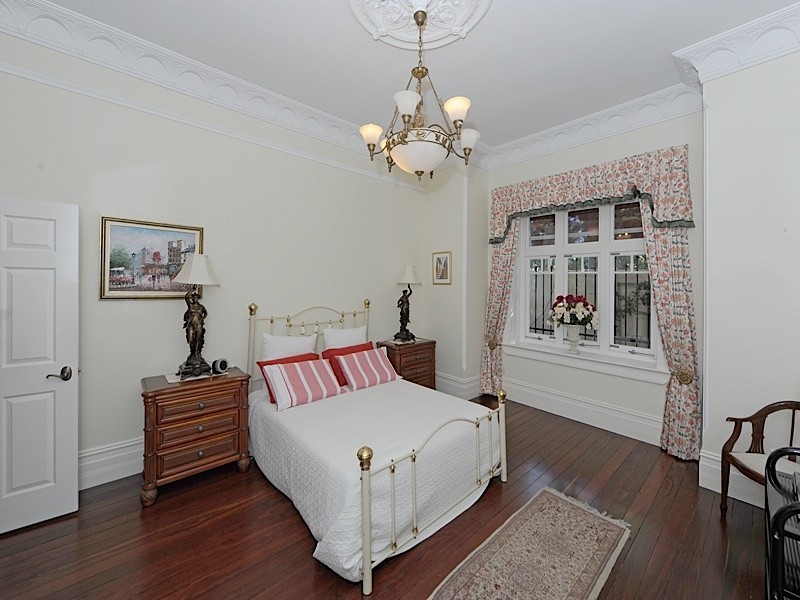 66 Bay View Terrace, Claremont WA 6010