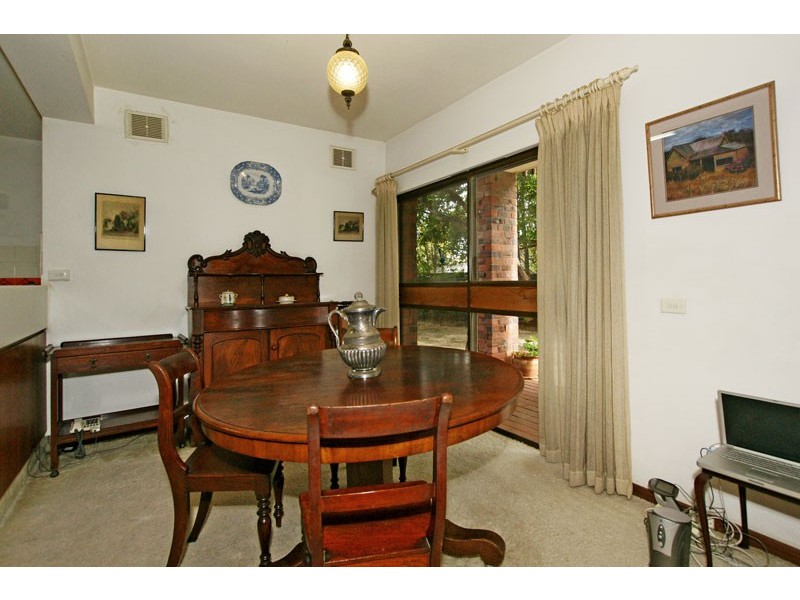 8 Osborne Parade, Claremont WA 6010