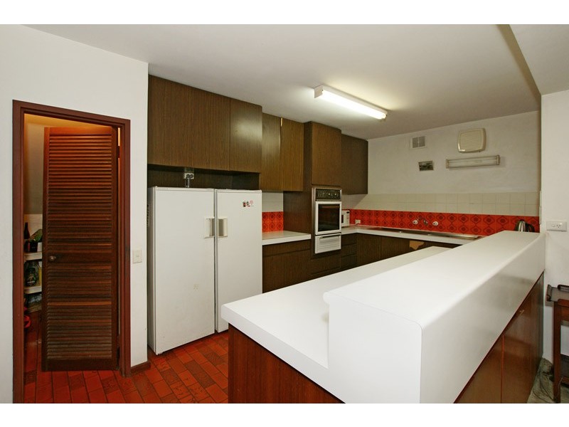 8 Osborne Parade, Claremont WA 6010