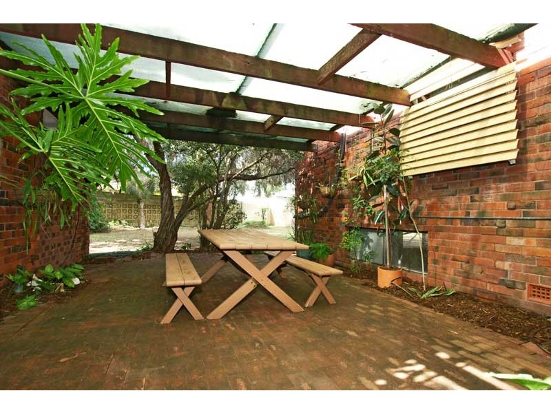 8 Osborne Parade, Claremont WA 6010