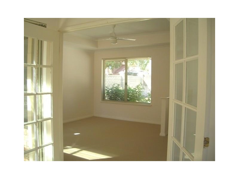 8/135-139 Alice Street, Doubleview WA 6018