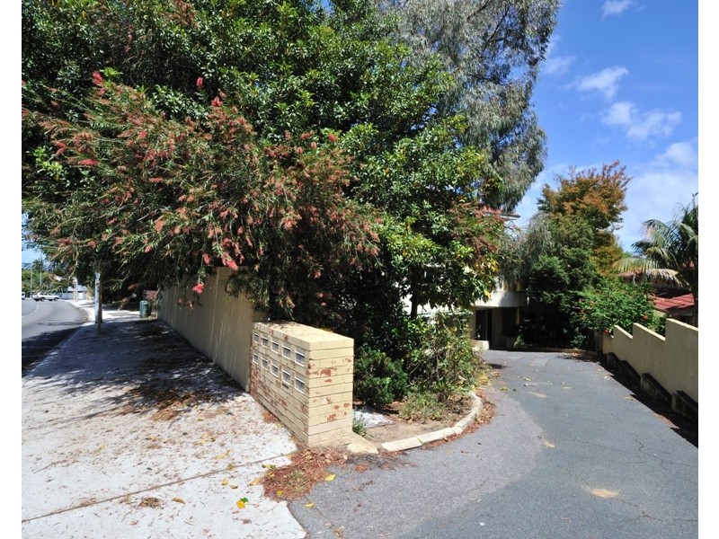 8/451 Stirling Hwy, Cottesloe WA 6011