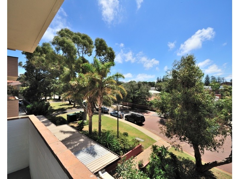 25/4 Dover Court, Mosman Park WA 6012