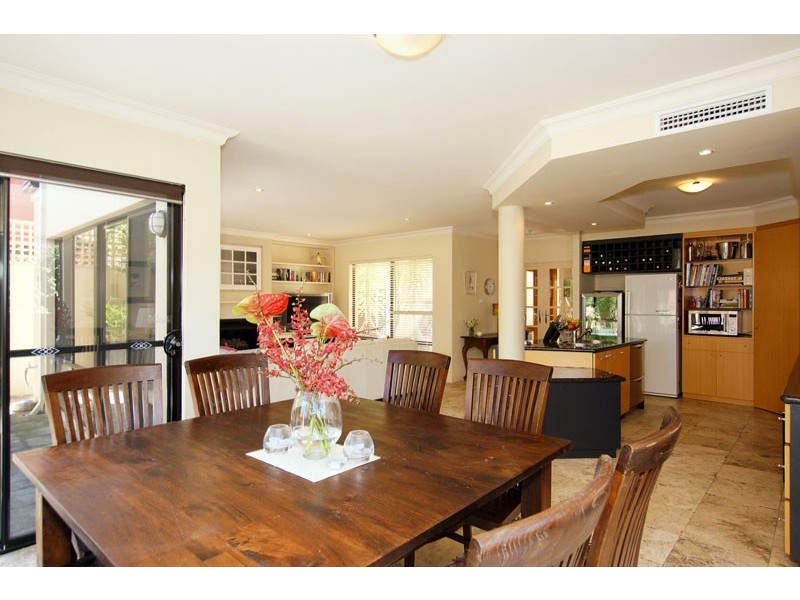 21 Athelstan Road, Cottesloe WA 6011