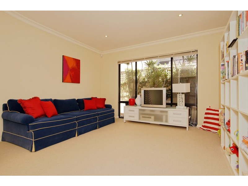 21 Athelstan Road, Cottesloe WA 6011