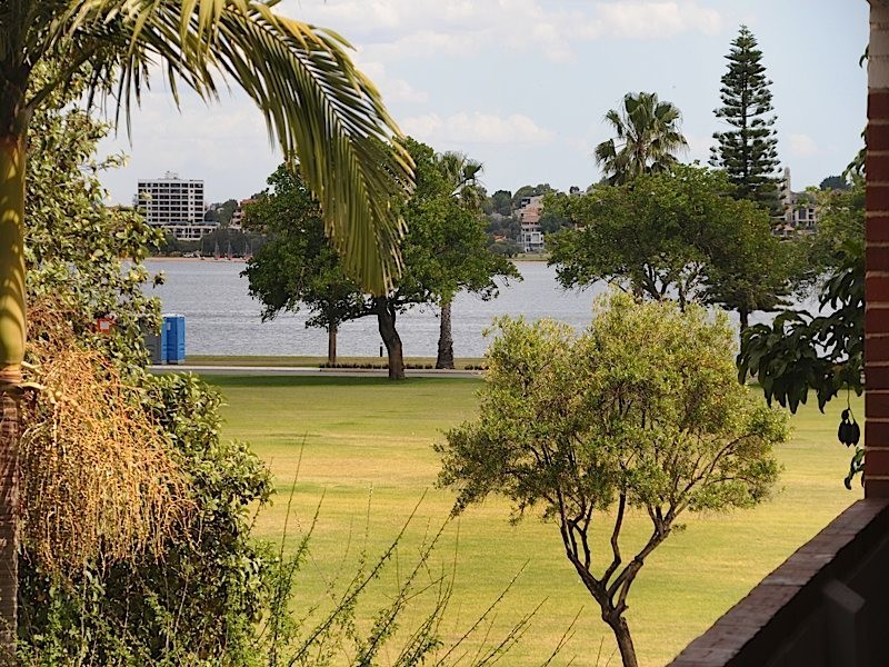 15/126 Terrace Road, Perth WA 6000