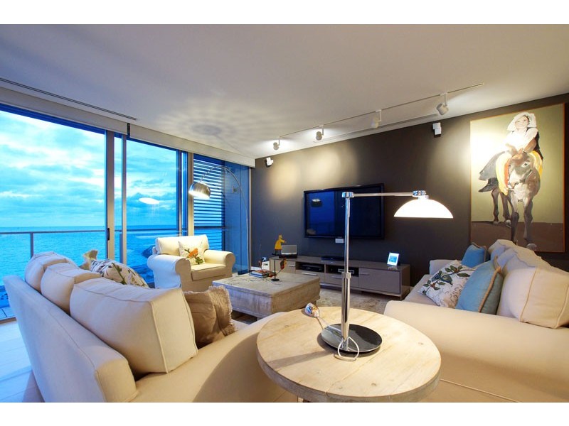 16/21 Ocean Drive, North Coogee WA 6163