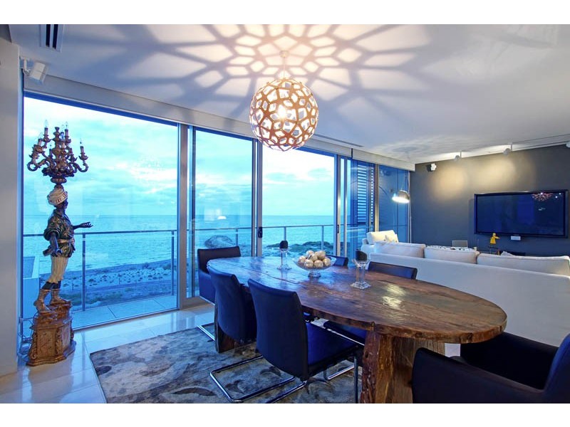 16/21 Ocean Drive, North Coogee WA 6163