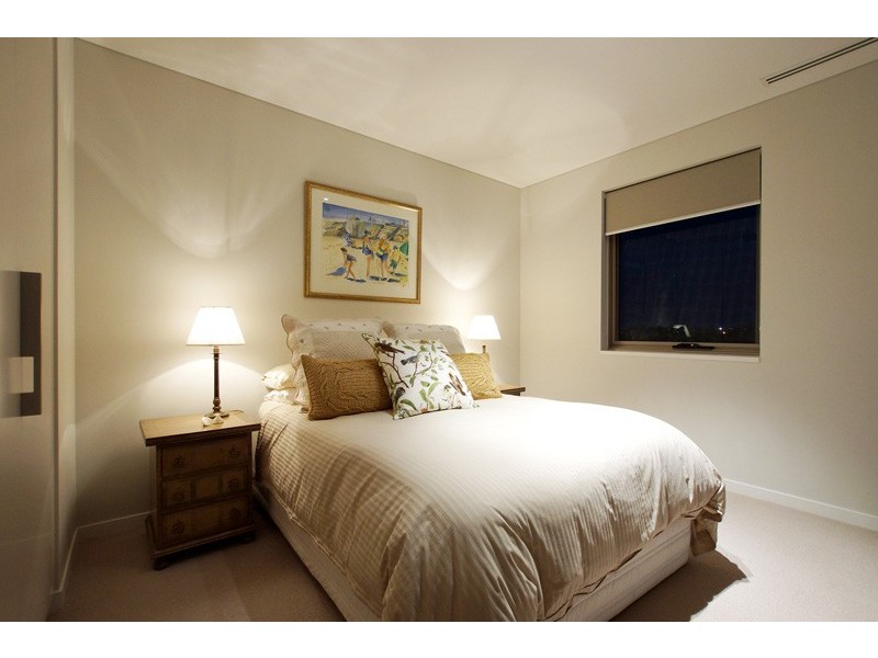 16/21 Ocean Drive, North Coogee WA 6163