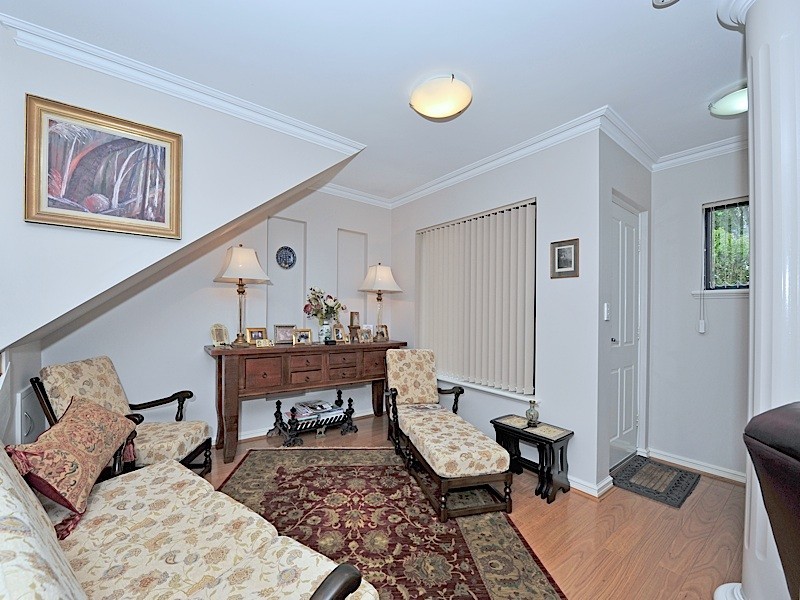 2/24 St Leonards Street, Mosman Park WA 6012