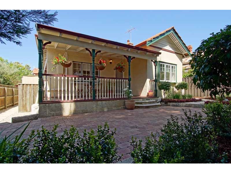 32 Parry Street, Claremont WA 6010