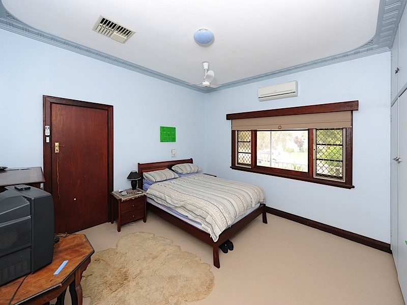 9 Jameson Street, Mosman Park WA 6012