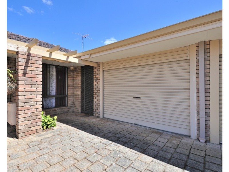 4/93-95 Waddell Road, Bicton WA 6157