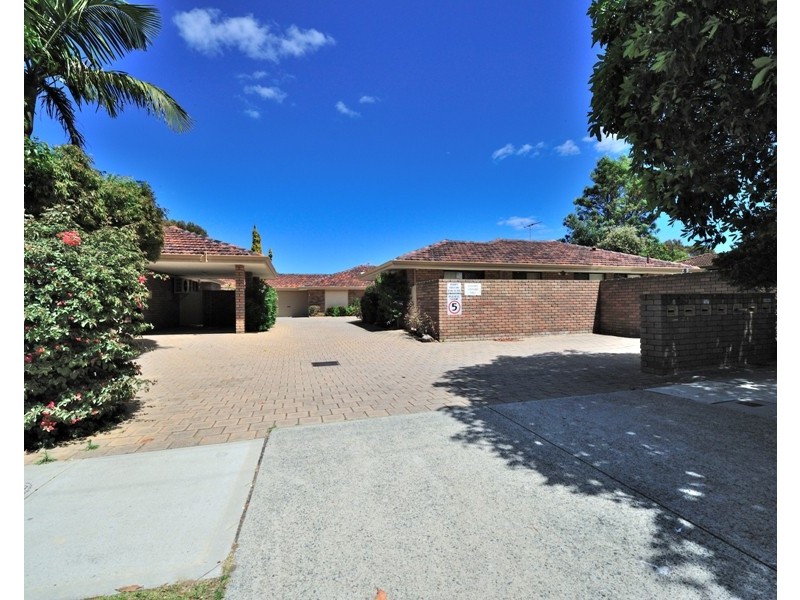 4/93-95 Waddell Road, Bicton WA 6157