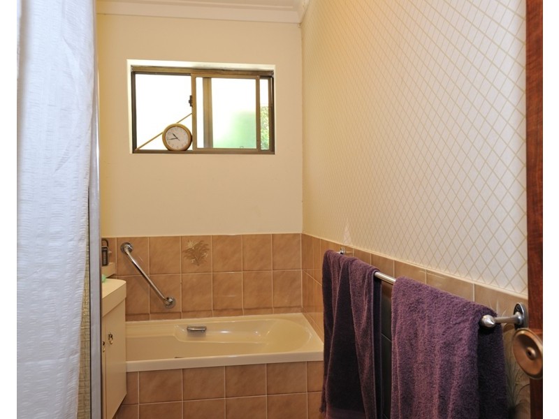 4/93-95 Waddell Road, Bicton WA 6157