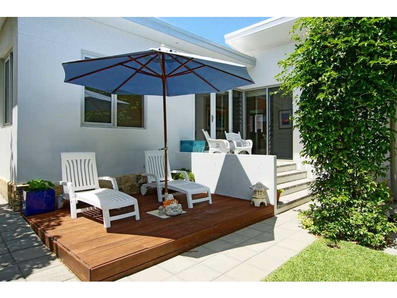 35 Kathleen Street, Cottesloe WA 6011