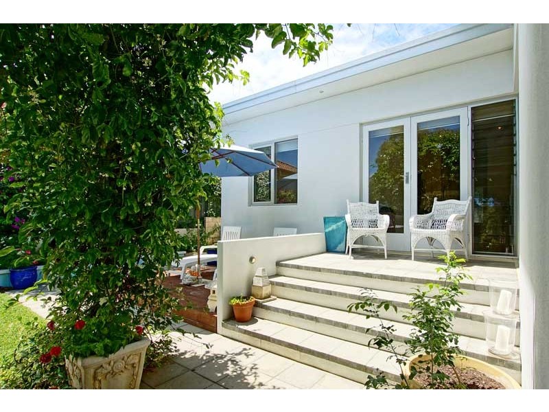 35 Kathleen Street, Cottesloe WA 6011