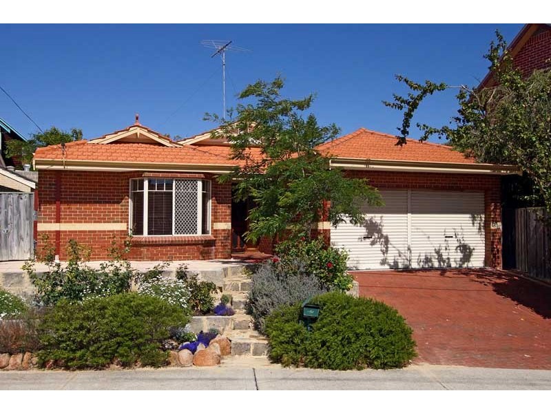 89 Thompson Road, North Fremantle WA 6159