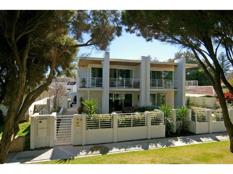 18 Rosendo Street, Cottesloe WA 6011