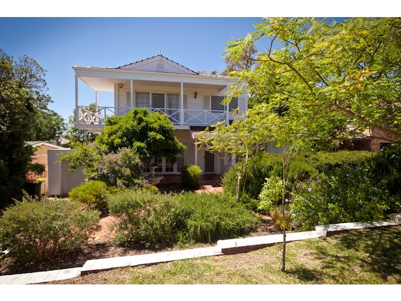 10 Dartmouth Avenue, City Beach WA 6015