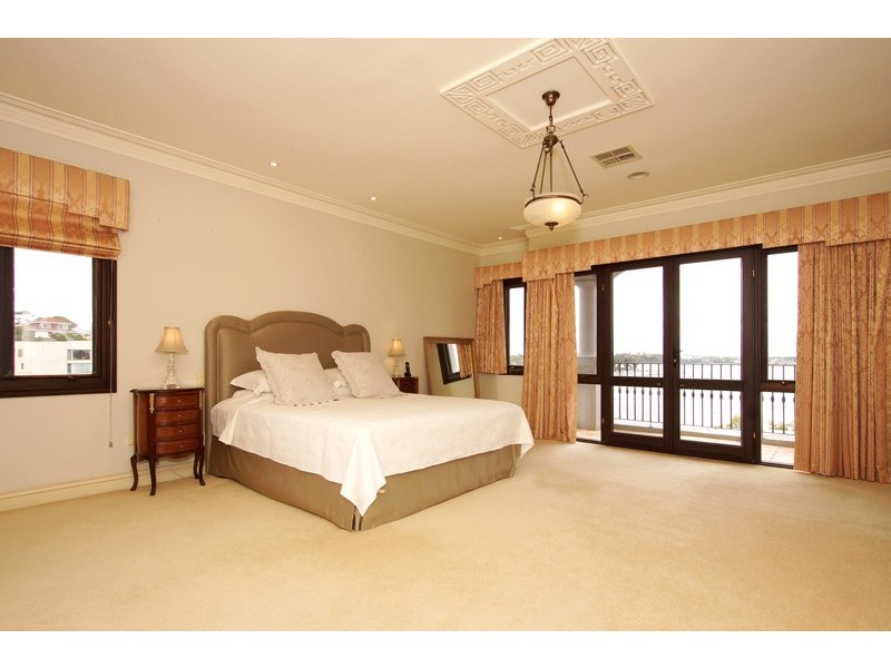 23 Saunders Street, Mosman Park WA 6012
