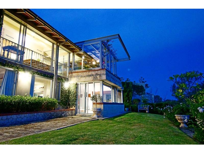 5 Riverside Drive, Mosman Park WA 6012
