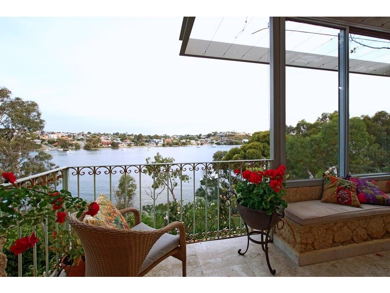 5 Riverside Drive, Mosman Park WA 6012