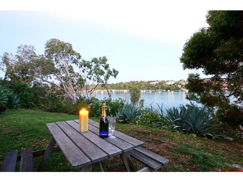 5 Riverside Drive, Mosman Park WA 6012
