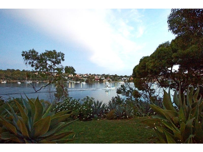 5 Riverside Drive, Mosman Park WA 6012