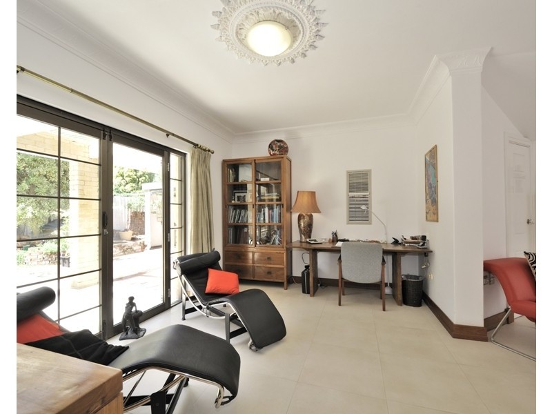 4/39 Victoria Avenue, Claremont WA 6010