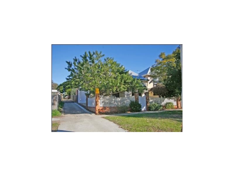 27 Jarrad St, Cottesloe WA 6011