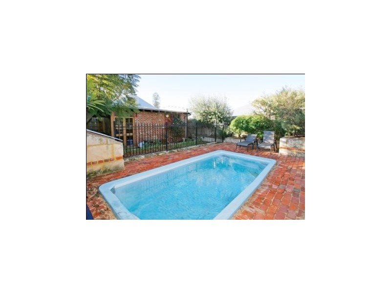 27 Jarrad St, Cottesloe WA 6011