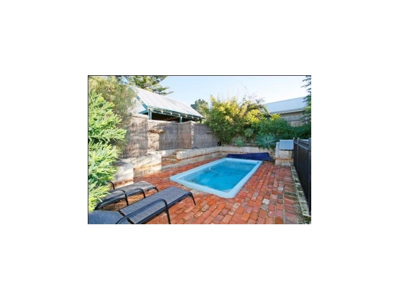 27 Jarrad St, Cottesloe WA 6011