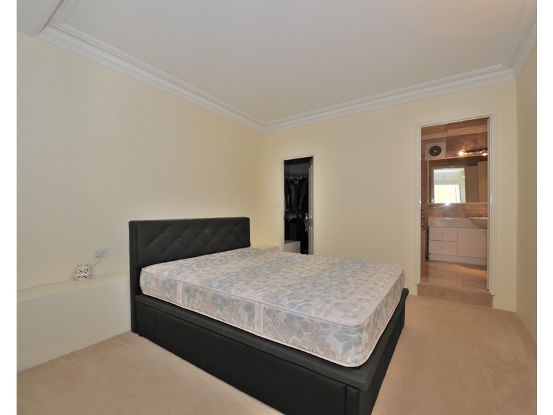 6/8 Johnston st, Peppermint Grove WA 6011