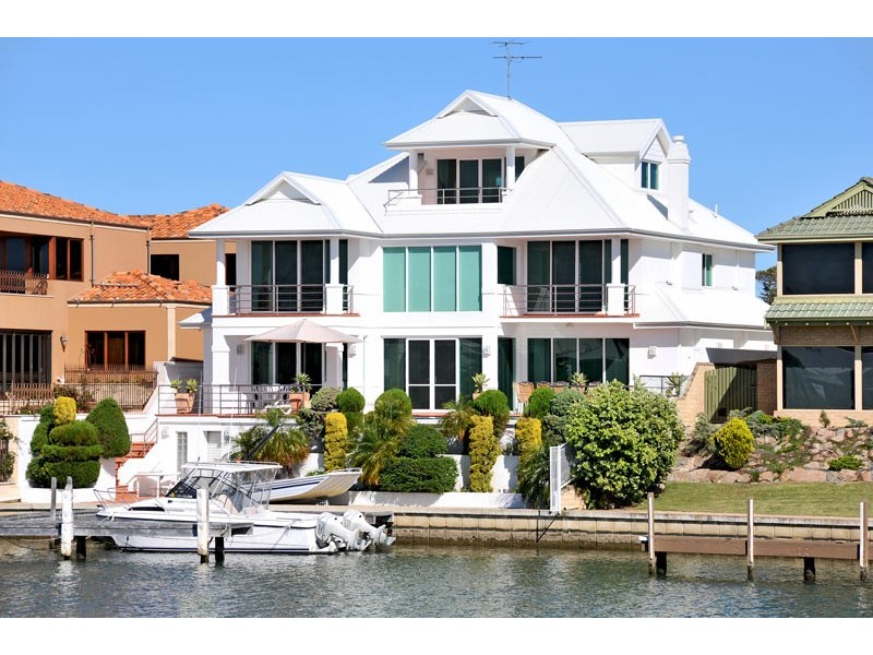 9 Cambria Island Retreat, Halls Head WA 6210