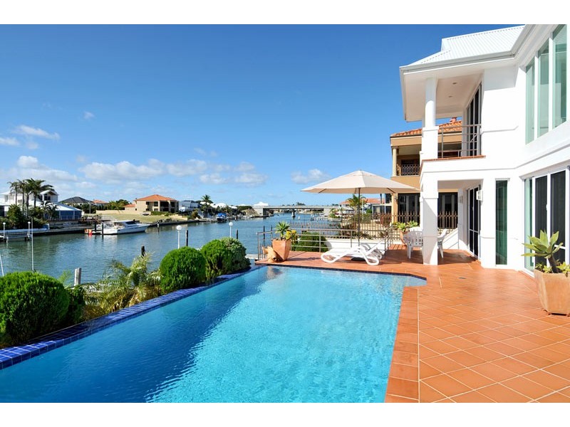 9 Cambria Island Retreat, Halls Head WA 6210