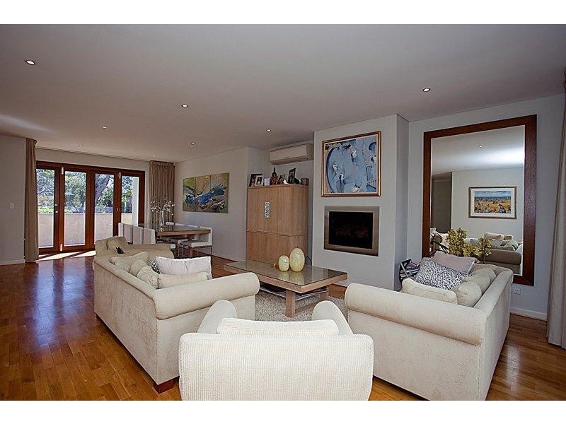 11 Lillian St, Cottesloe WA 6011