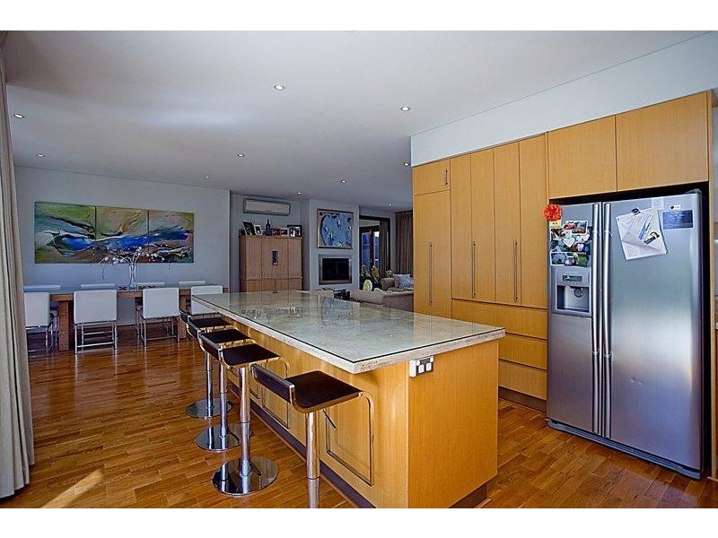 11 Lillian St, Cottesloe WA 6011