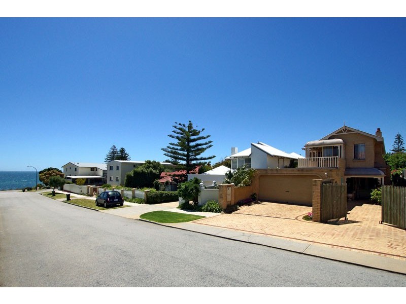 14 Macarthur Street, Cottesloe WA 6011