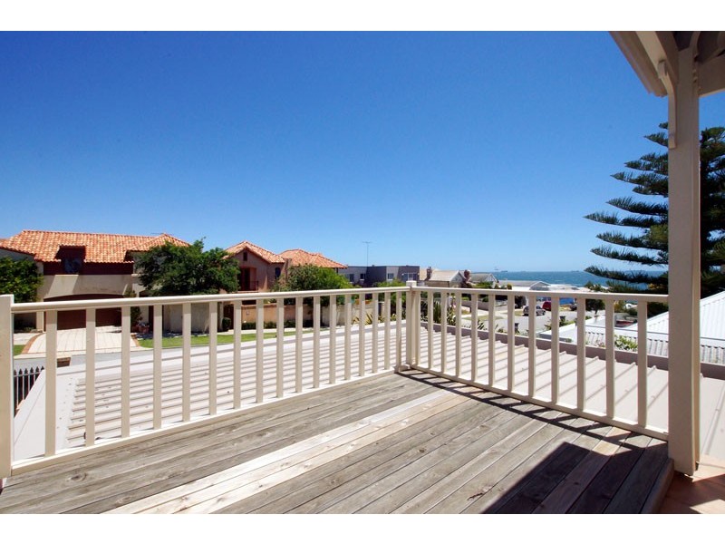 14 Macarthur Street, Cottesloe WA 6011